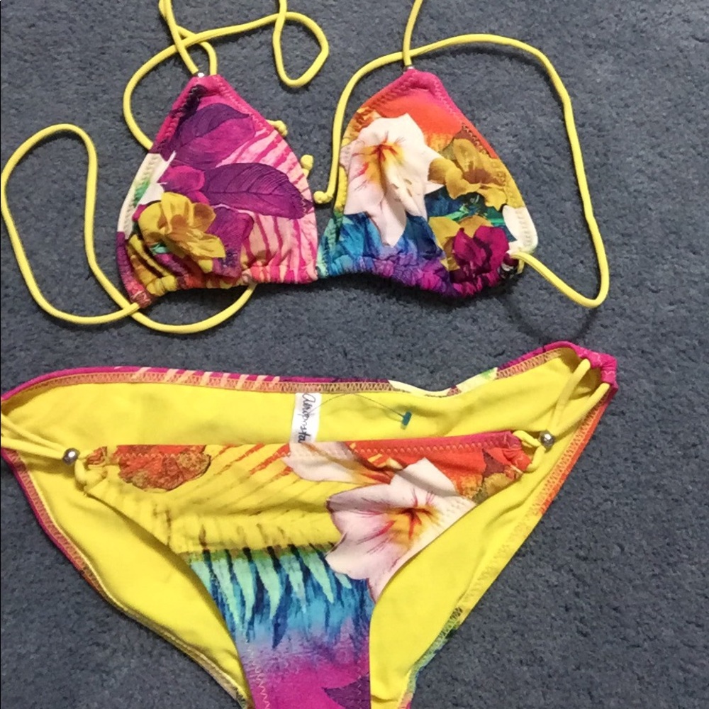 Aéropostale Swim Suit
